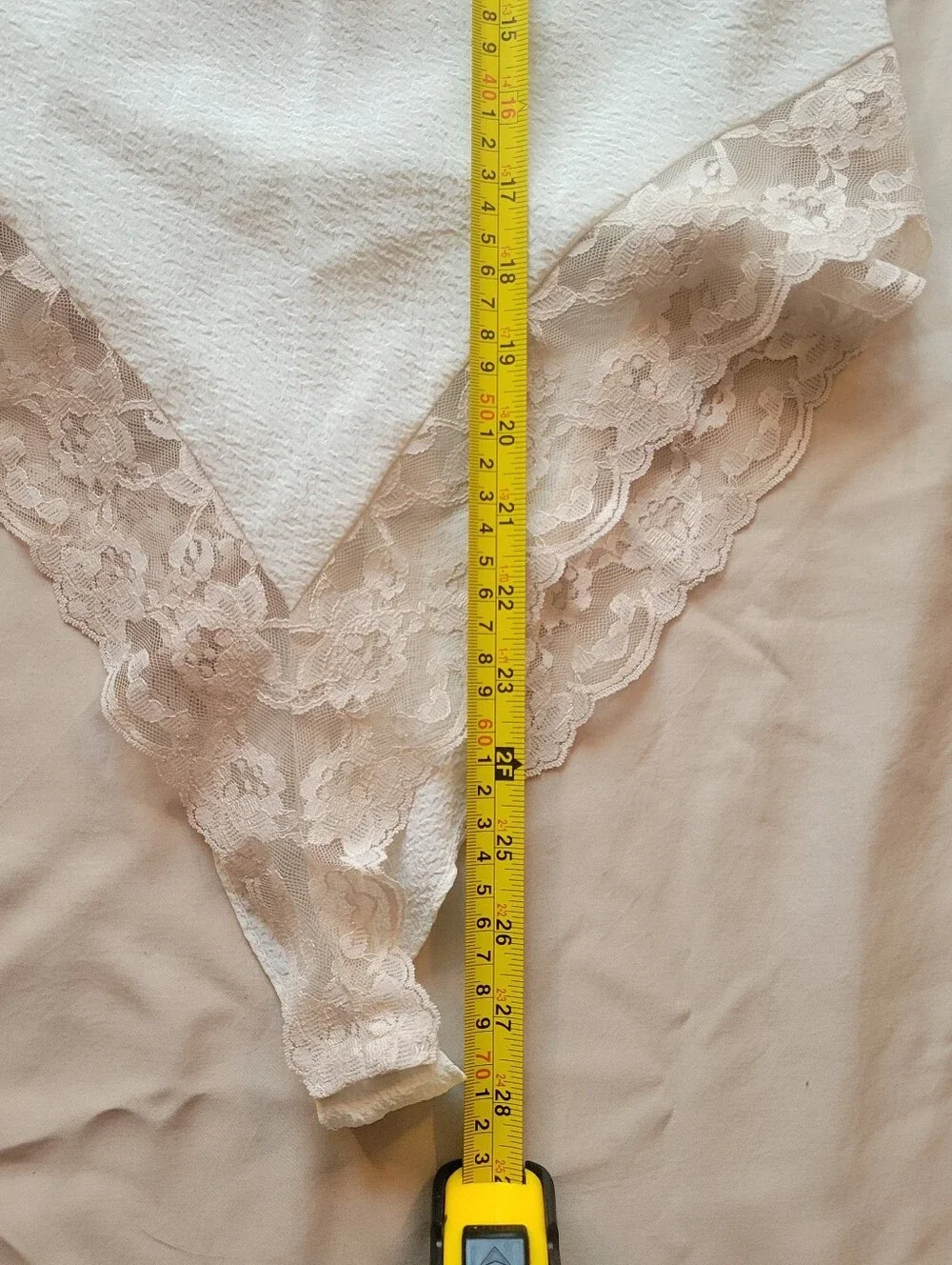 Vintage 80s 90s Victoria’s Secret Gold Label Ivory Lace Bodysuit Teddy Small S